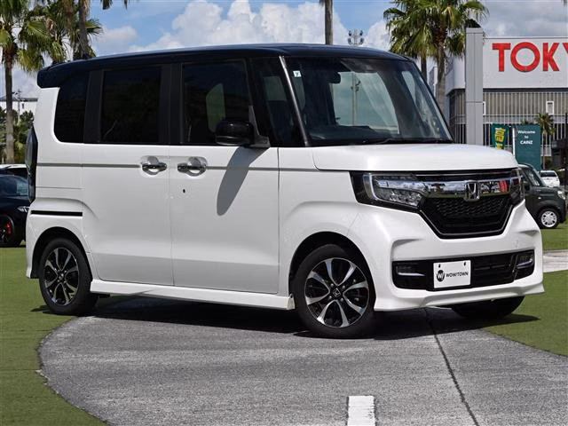 HONDA N-BOX