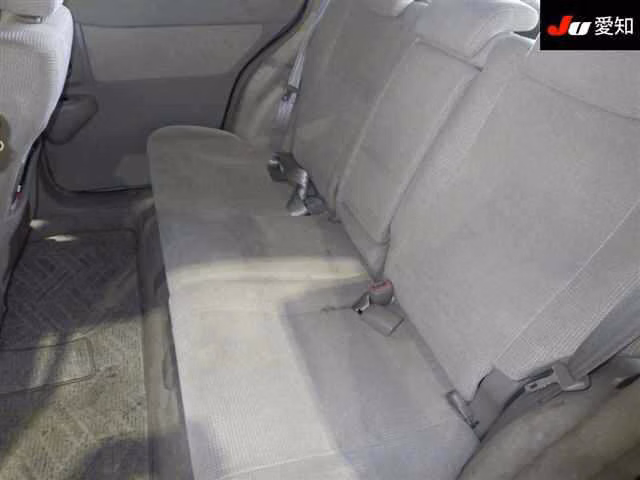 TOYOTA RAUM