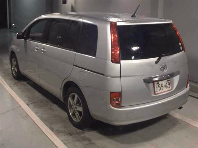 TOYOTA ISIS