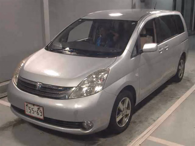 TOYOTA ISIS