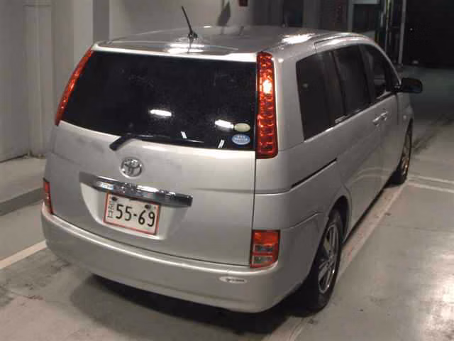TOYOTA ISIS