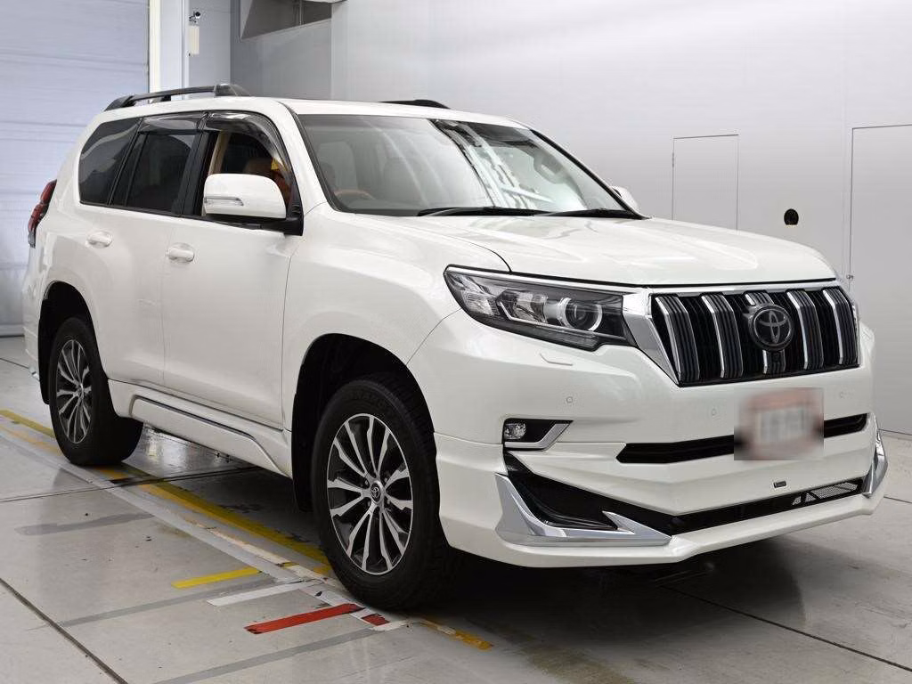 TOYOTA LAND CRUISER PRADO