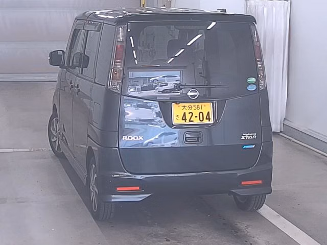 NISSAN ROOX