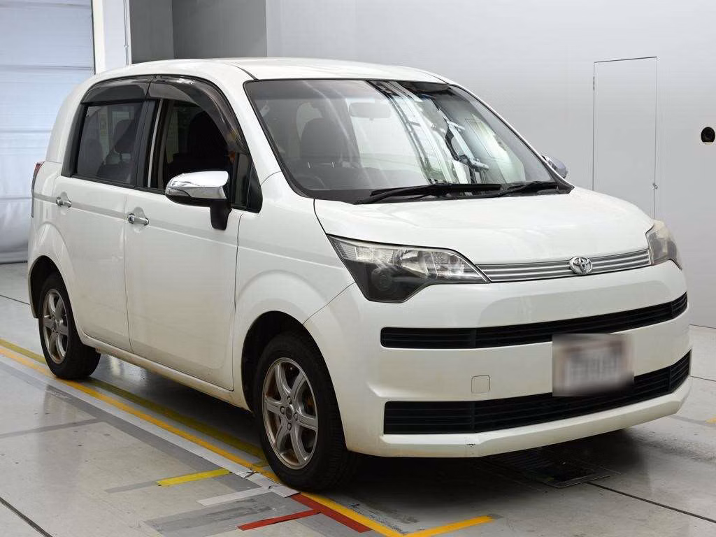 TOYOTA SPADE