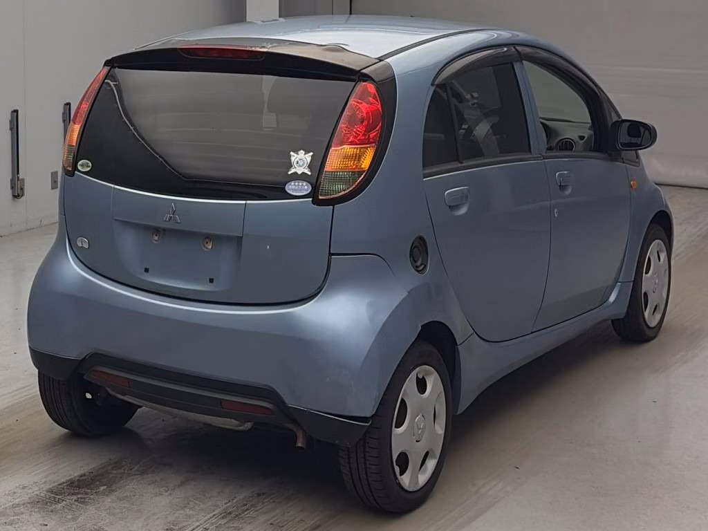 MITSUBISHI I