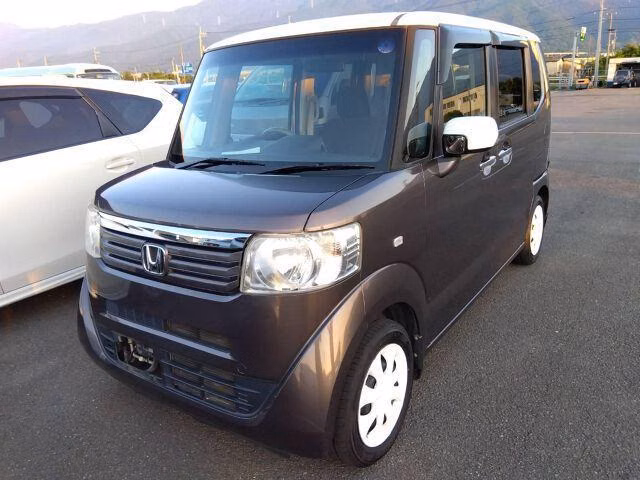 HONDA N-BOX+
