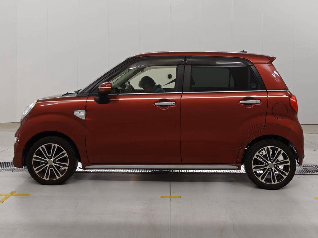 DAIHATSU CAST