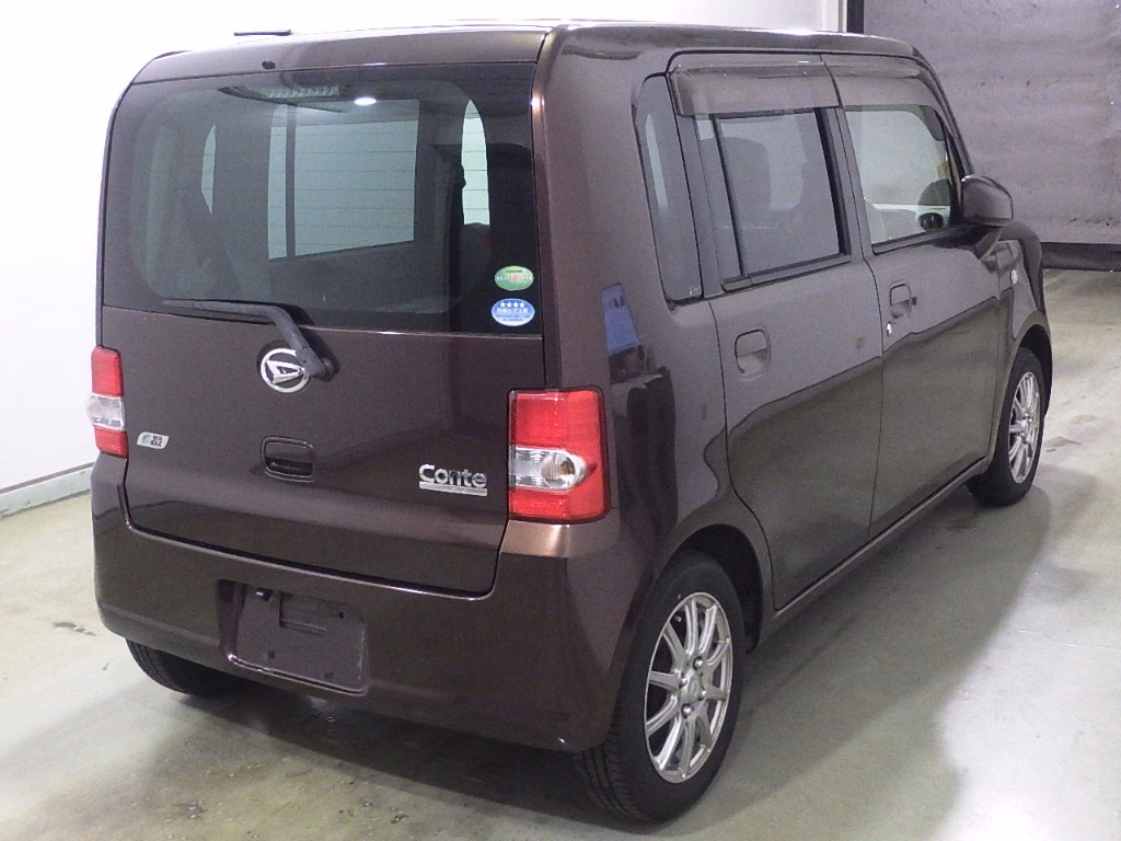 DAIHATSU MOVE CONTE