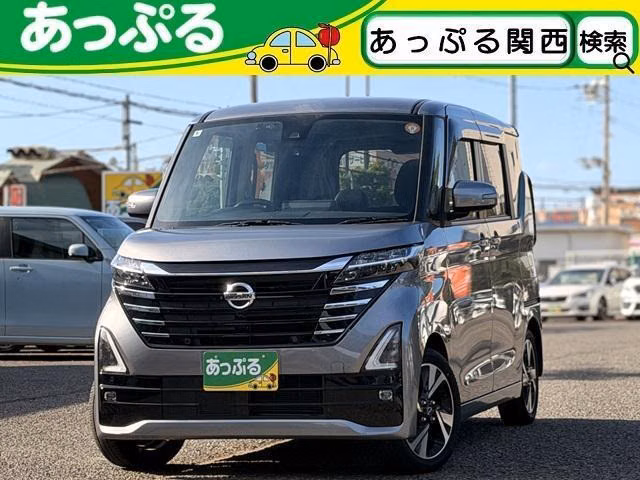 NISSAN ROOX