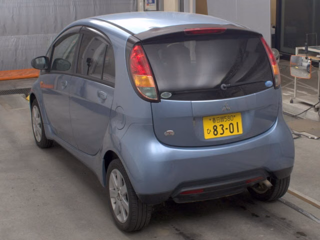 MITSUBISHI I