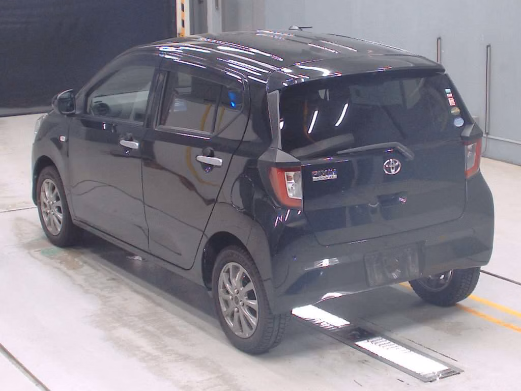 TOYOTA PIXIS EPOCH