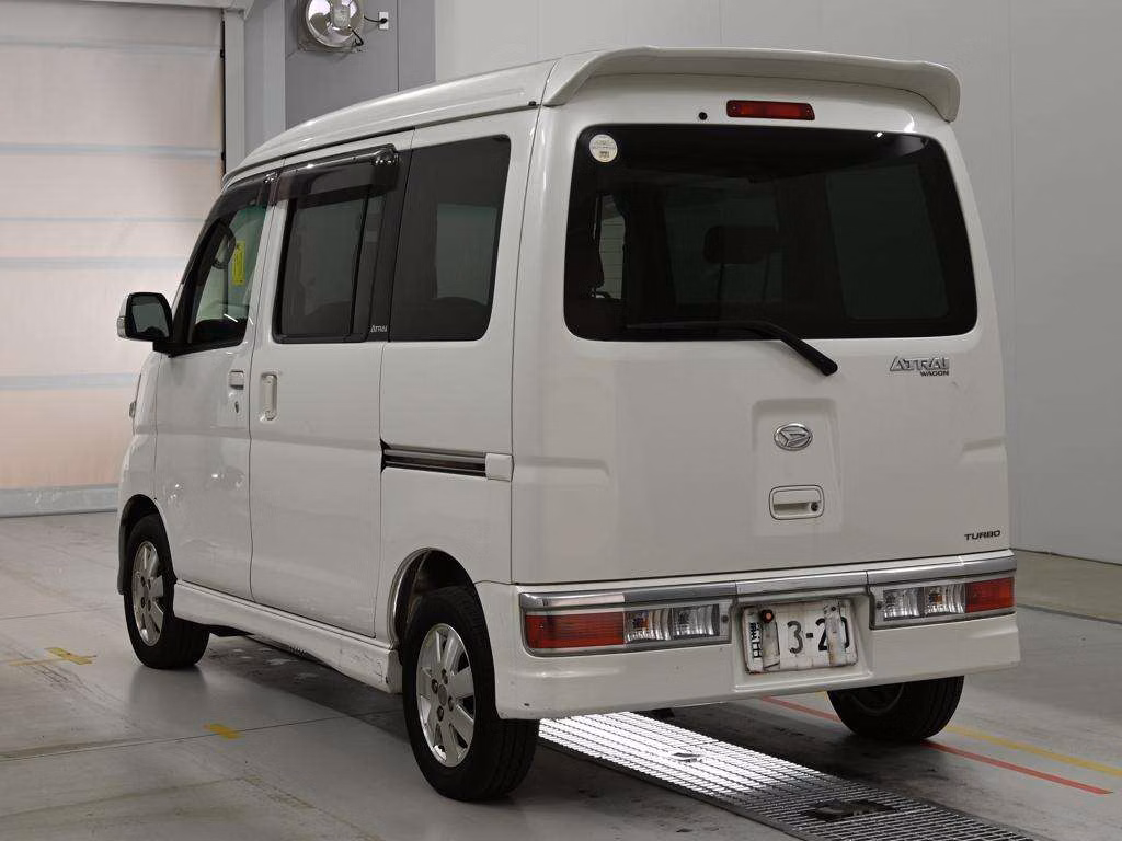 DAIHATSU ATRAI