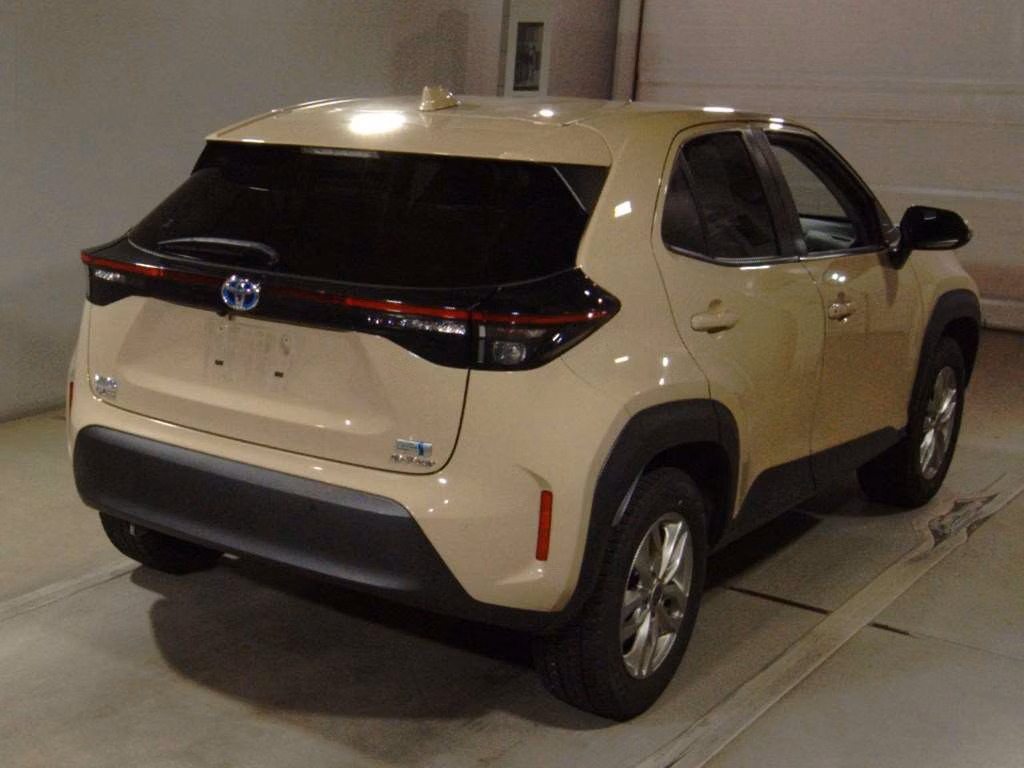 TOYOTA YARIS CROSS