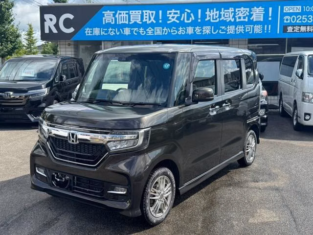 HONDA N-BOX