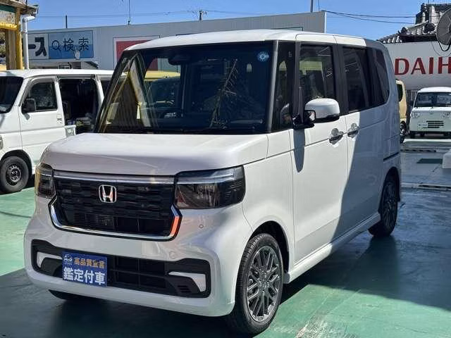 HONDA N-BOX