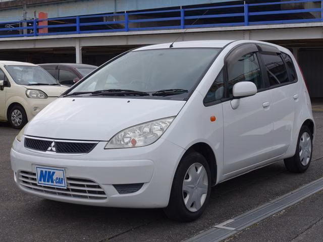 MITSUBISHI COLT