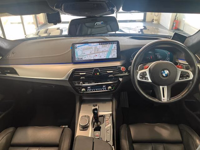 BMW M5
