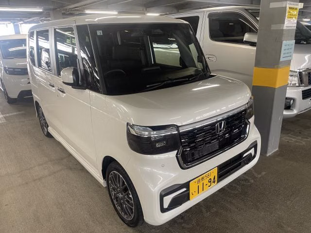 HONDA N-BOX