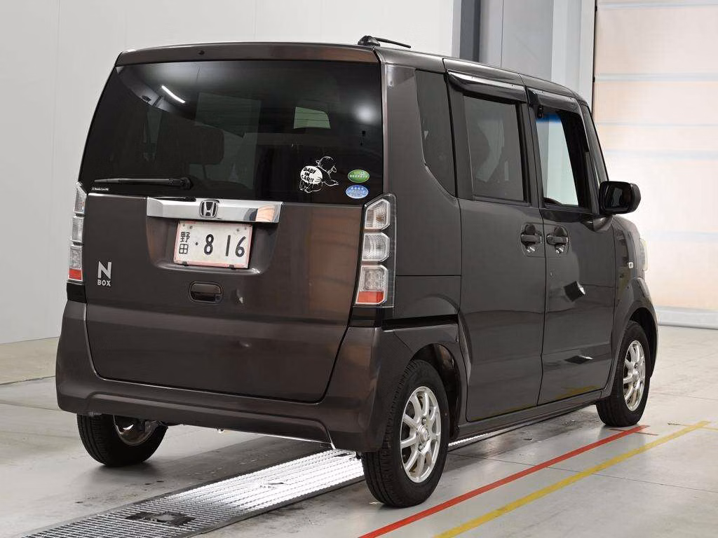 HONDA N-BOX