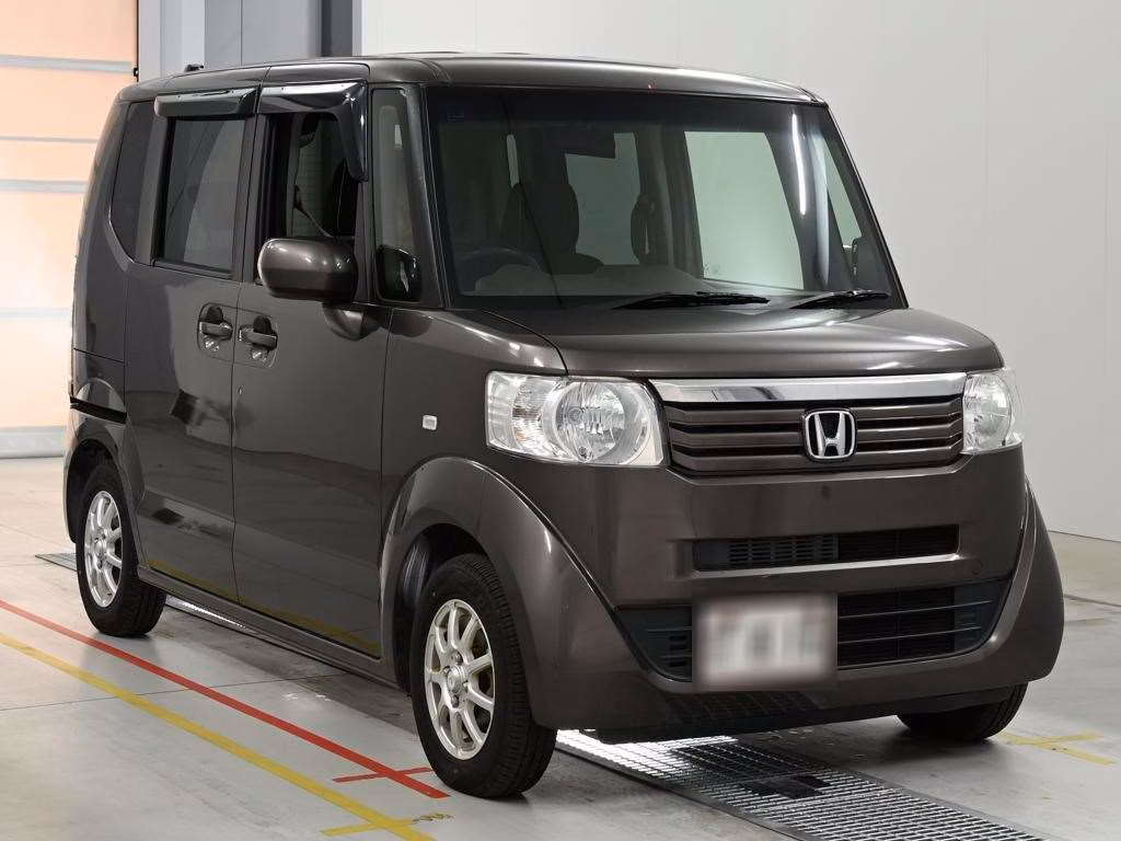 HONDA N-BOX