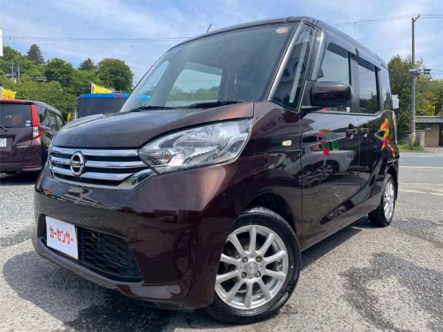 NISSAN DAYZ ROOX