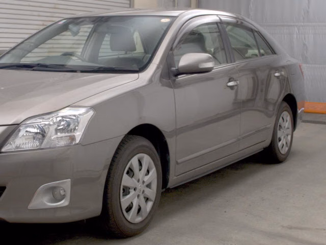 TOYOTA PREMIO
