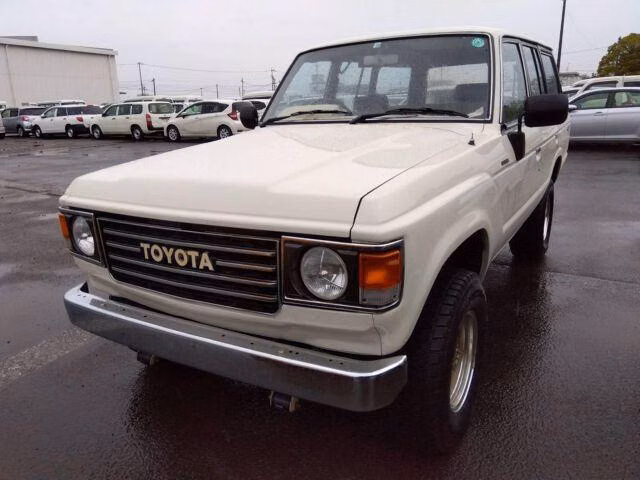 TOYOTA LAND CRUISER