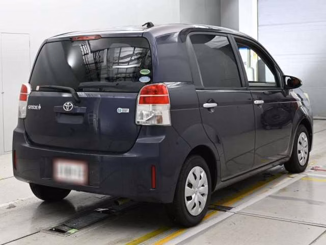 TOYOTA SPADE