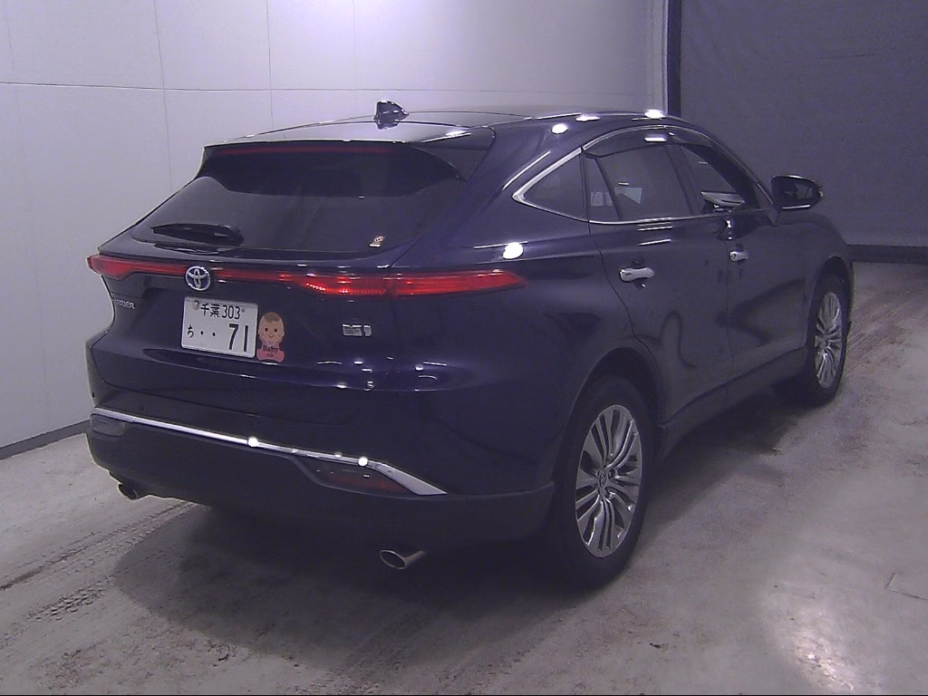 TOYOTA HARRIER