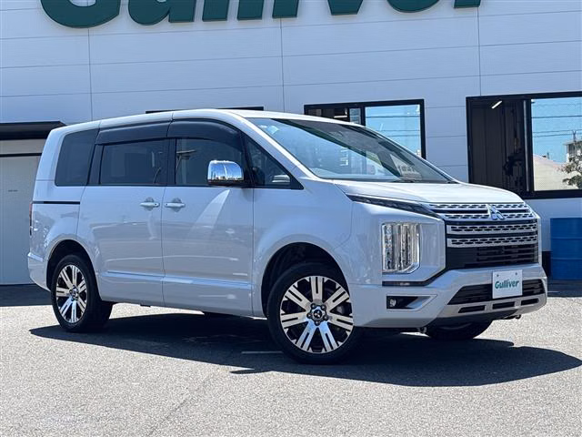 MITSUBISHI DELICA D:5
