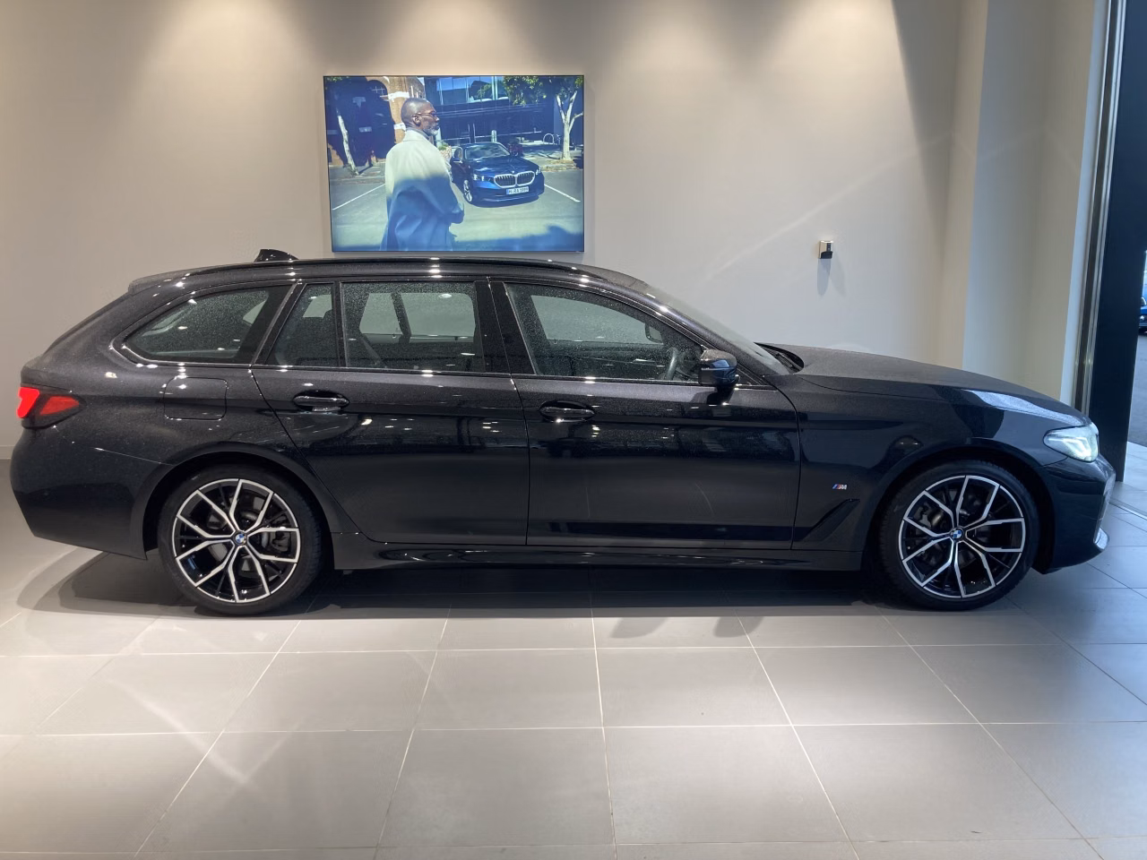 BMW 5-SERIES