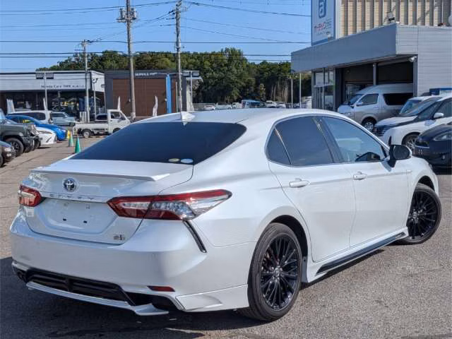 TOYOTA CAMRY
