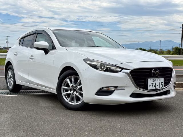 MAZDA AXELA