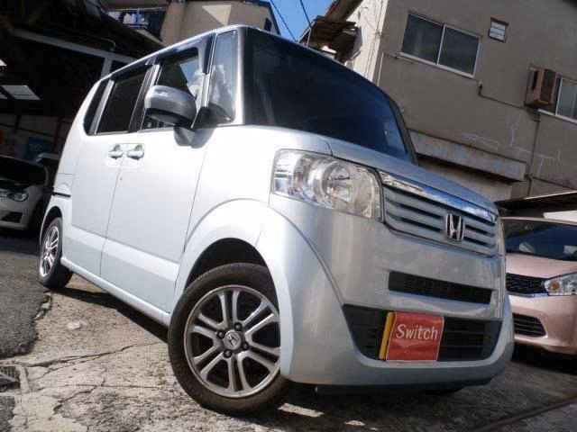 HONDA N-BOX