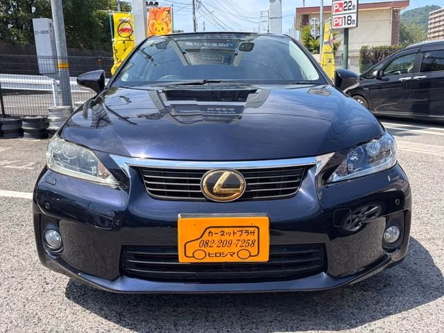 LEXUS CT200H