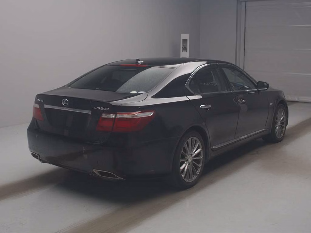 LEXUS LS460