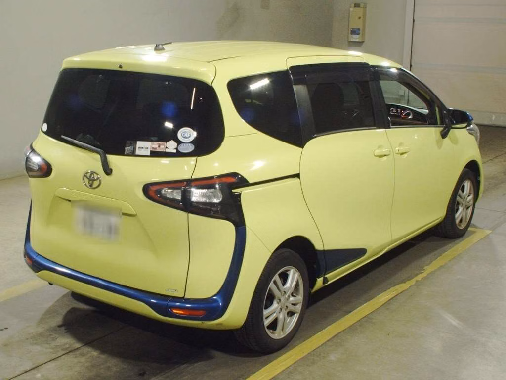 TOYOTA SIENTA