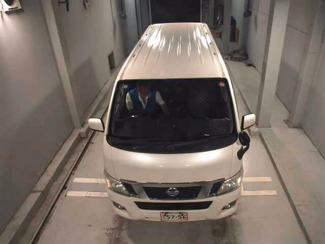 NISSAN NV350 CARAVAN