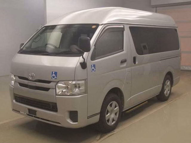 TOYOTA REGIUS ACE