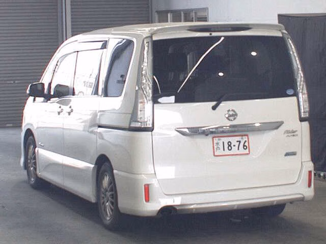 NISSAN SERENA