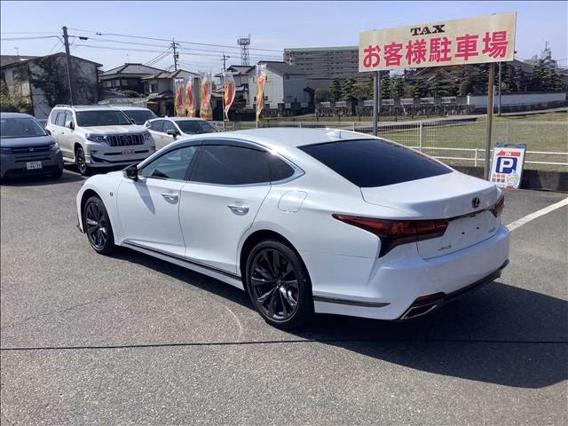 LEXUS LS500