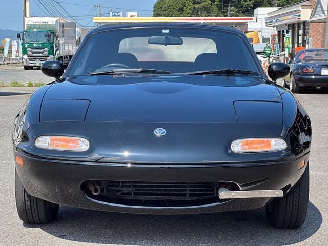 MAZDA EUNOS ROADSTER