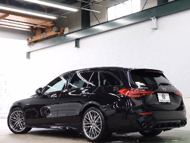 MERCEDES-BENZ C-CLASS