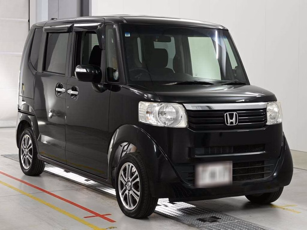 HONDA N-BOX