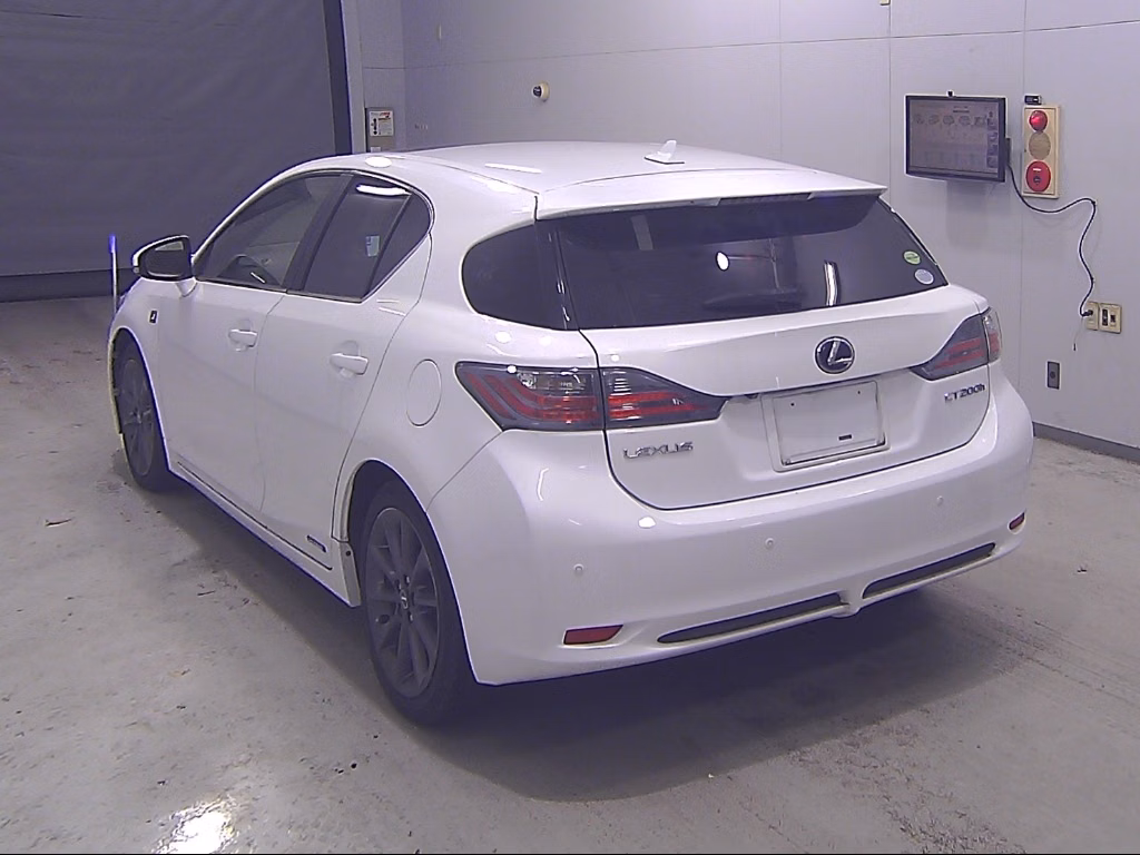 LEXUS CT200H