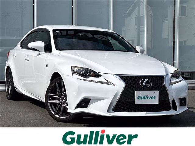 LEXUS IS300H