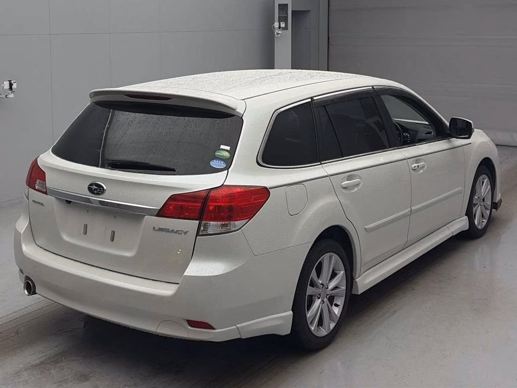 SUBARU LEGACY