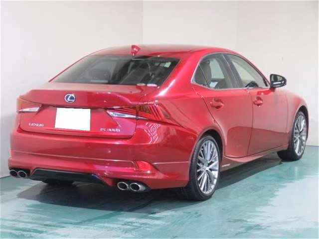 LEXUS IS300H