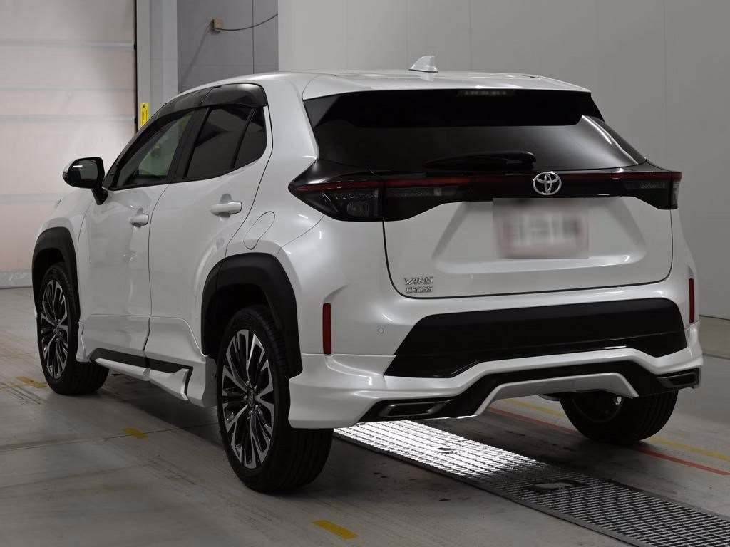 TOYOTA YARIS CROSS