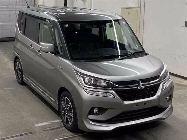 MITSUBISHI DELICA D:2